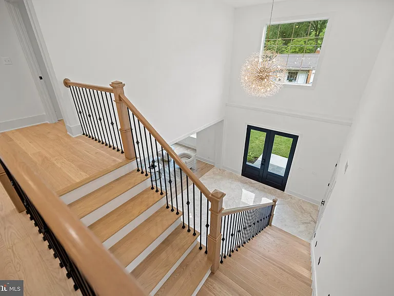 8609 Woodbrook Ln — Photo 22