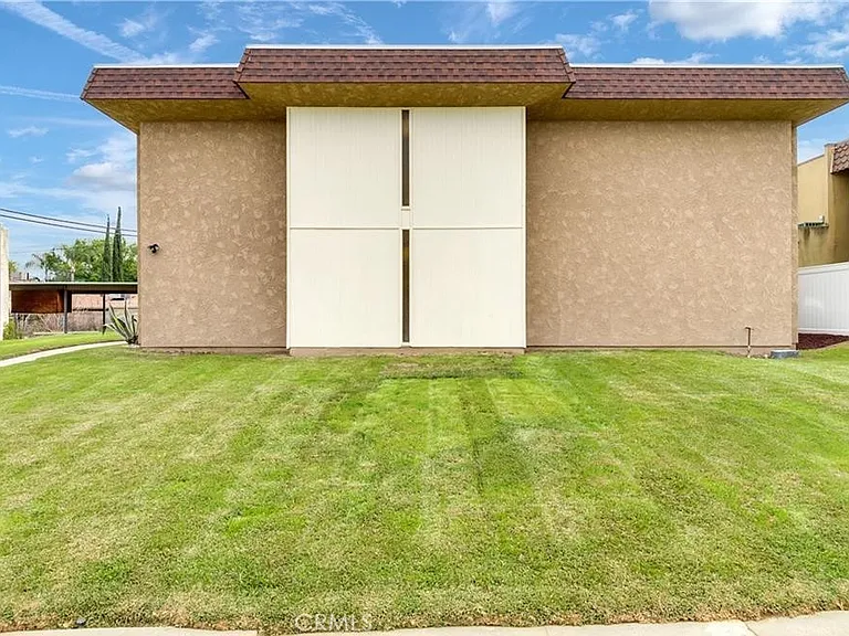 11119 Poplar St #C — Photo 27