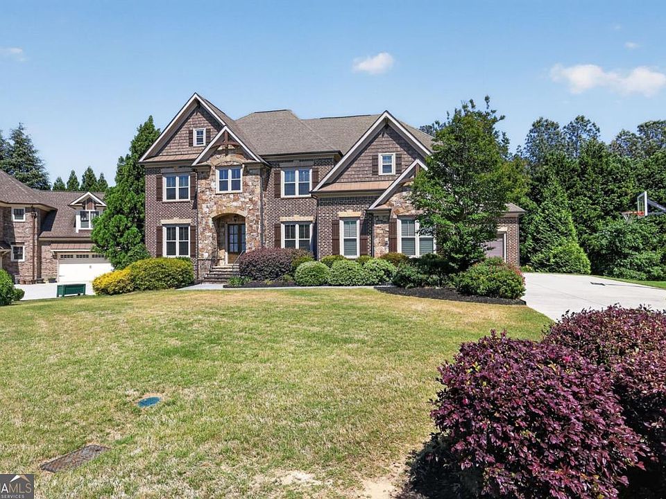1st image of 2083 Skybrooke Ln