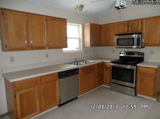 221 Abbeyville Rd, Medina, OH 44256