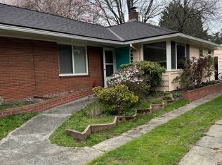 4220 4th Ave NE, Seattle, WA 98105