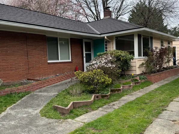 4220 4th Ave NE, Seattle, WA 98105