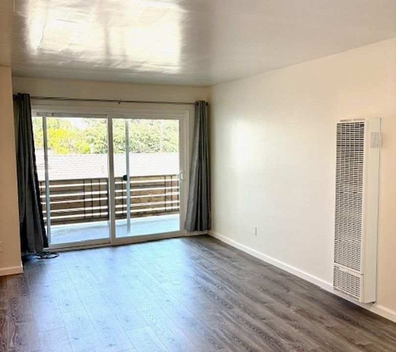 1st image of 417 Harrison Ave APT 11