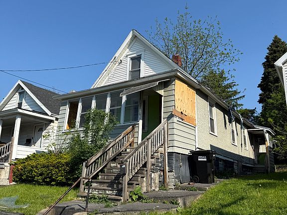 4th image of 1421 Burnet Ave