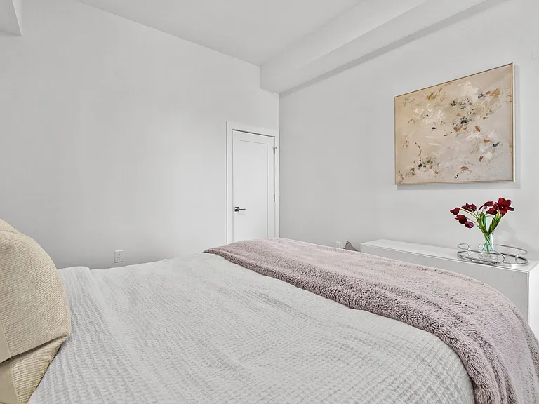 313 Pine St — Photo 16