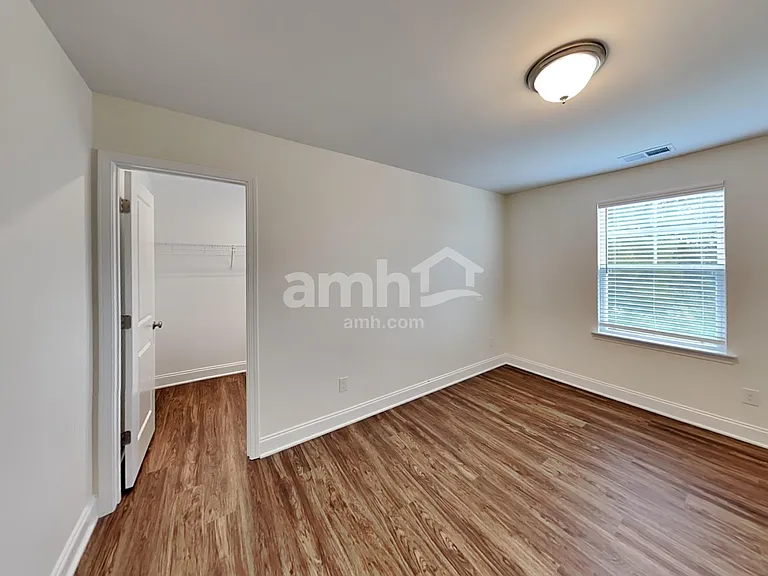 1127 Amberly Way — Photo 16