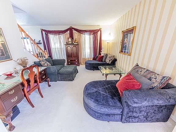 5th image of 6907 Thousand Oaks Ln