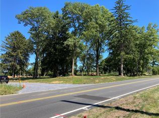 1897 Meadows Rd, Bethlehem, PA 18015