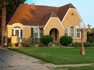 212 S 9th St, Yukon, OK 73099