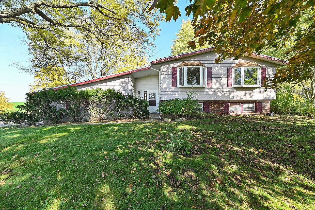 W6582 Hazel Ridge ROAD, Elkhorn, WI 53121 Zillow