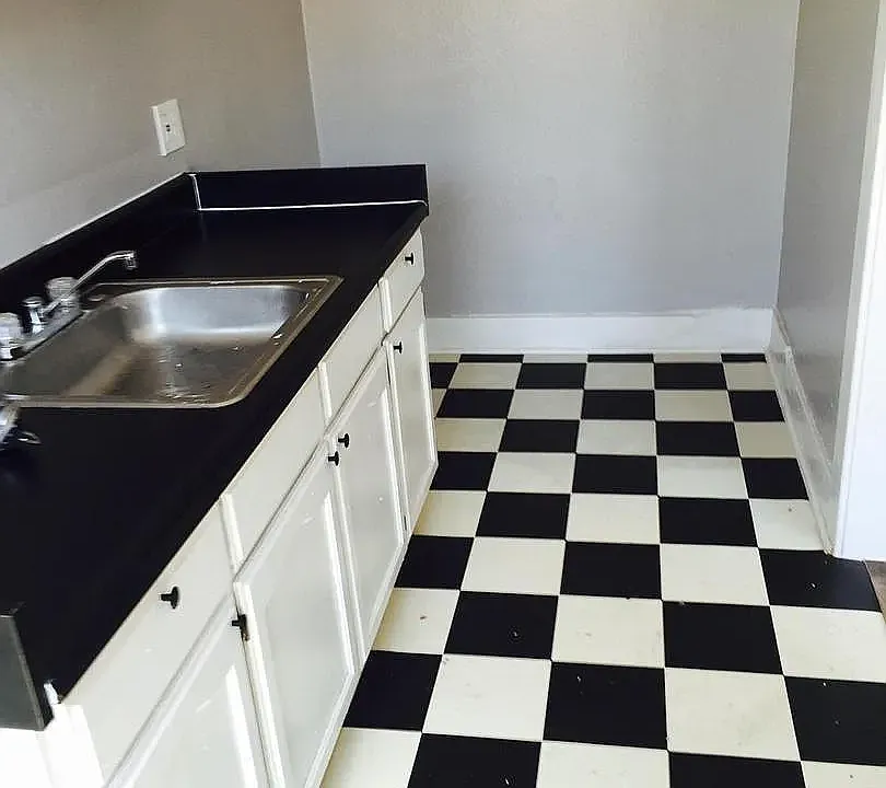 328 Columbia LLC
