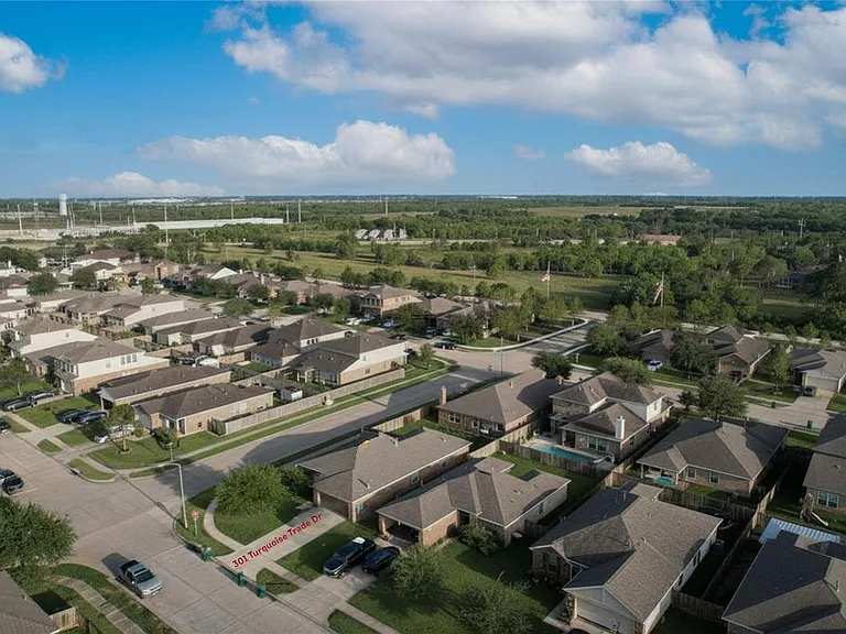 301 Turquoise Trade Dr — Photo 23