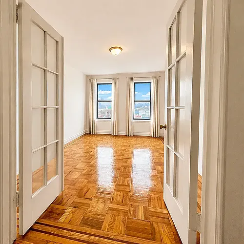1130 Stadium Ave #5H Photo 1