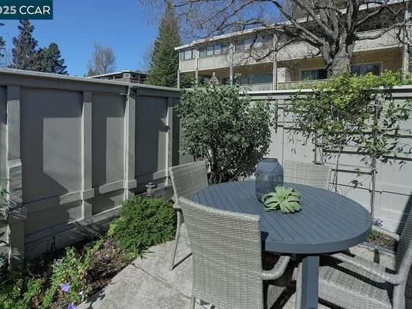 1900 Golden Rain Rd APT 2, Walnut Creek, CA 94595