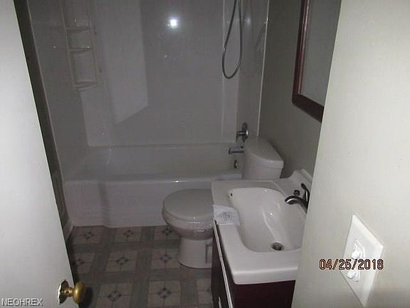 5th image of 316 Cambridge Ave