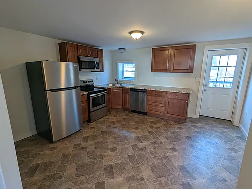 90 Prospect St #A Photo 1