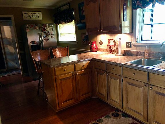 4th image of 662 Woodridge Dr