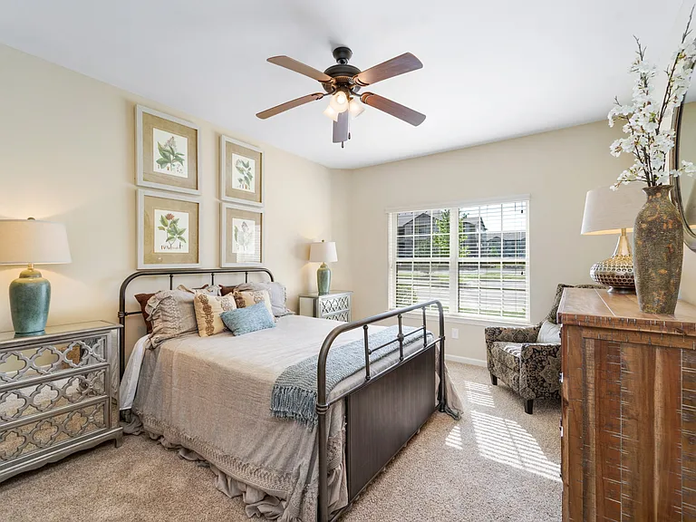 Waverly - 2 Bed / 2 Bath - 1,108 Sq.Ft.