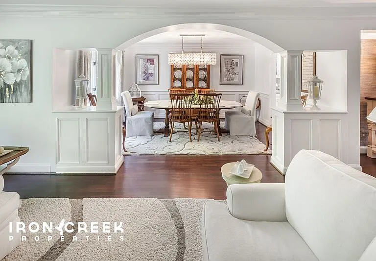 515 Crowfields Ln — Photo 10