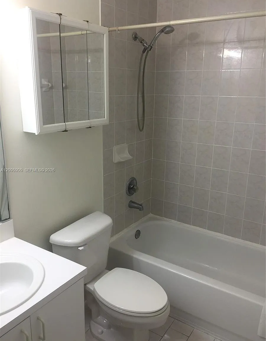 Tamarind Grove Villas — Photo 4