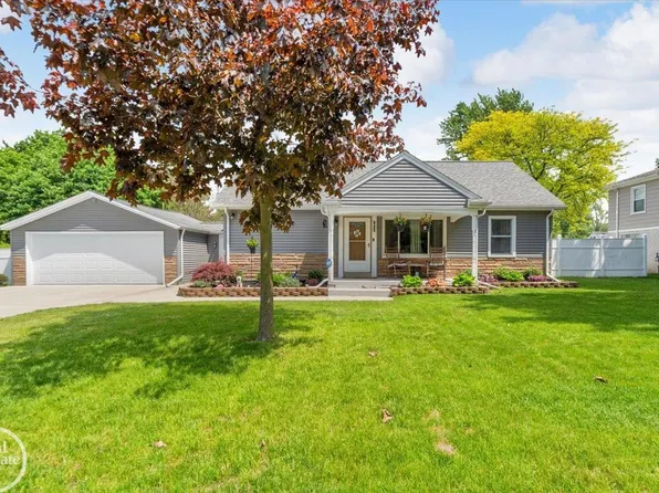 47840 Greenview Rd, Shelby Township, MI 48317