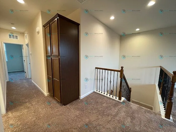 1011 Middle Gate Rd #1011 — Photo 35