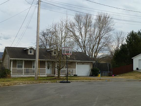 3rd image of 3139 Valemont Dr