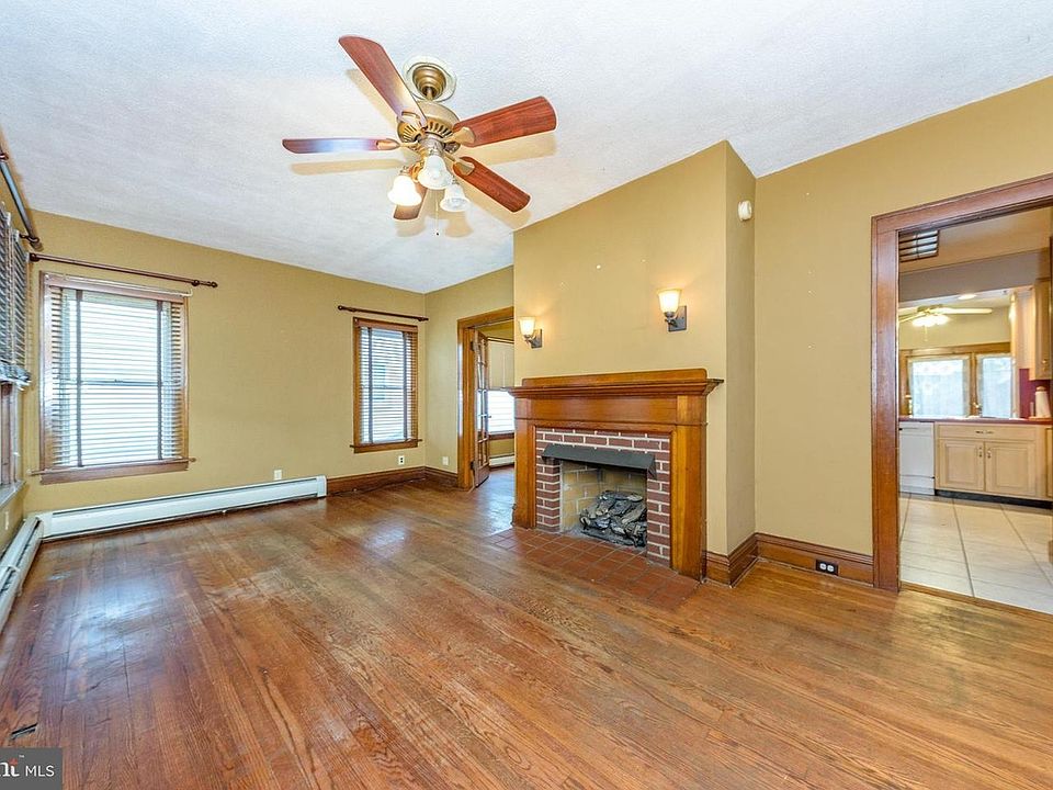 2nd image of 145 Churchill Ave
