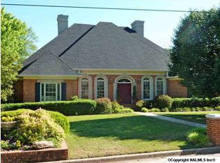 913 Whispering Pines Trl SW, Decatur, AL 35603