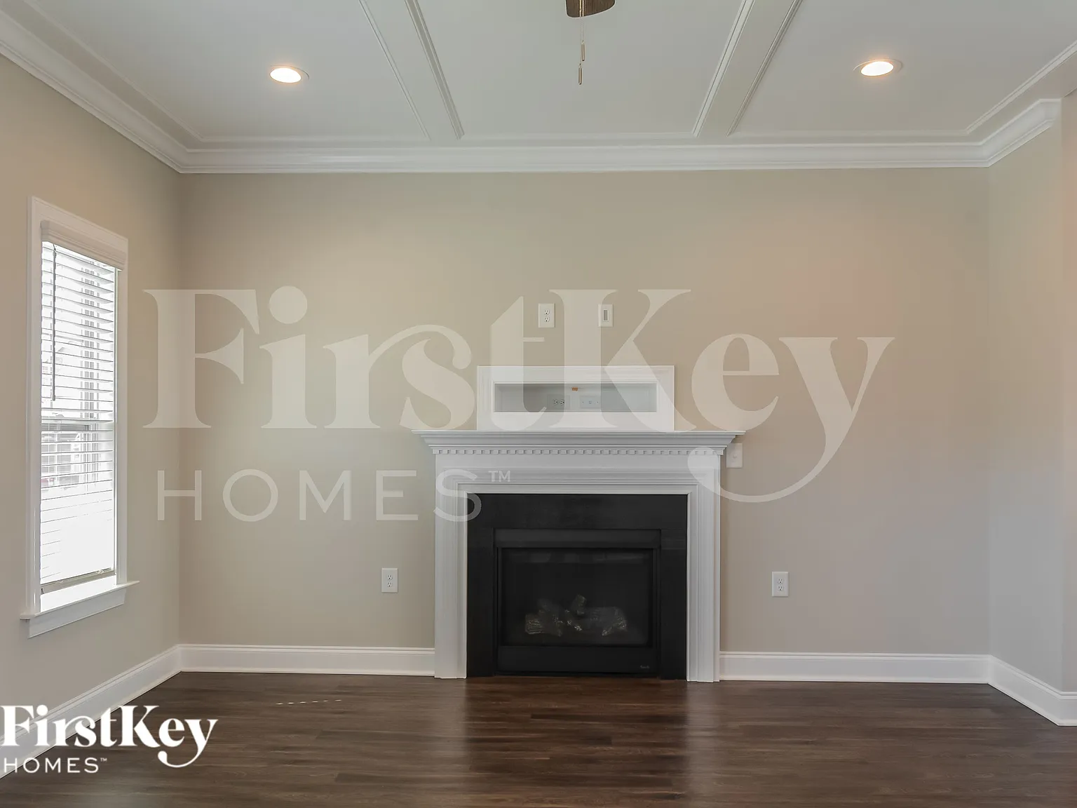 5 bed, 3.0 bath, 1833 sqft, $2,200 — Photo 2