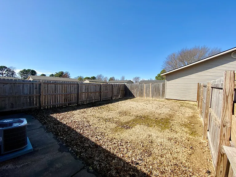 1134 N Carlsbad Trce — Photo 12