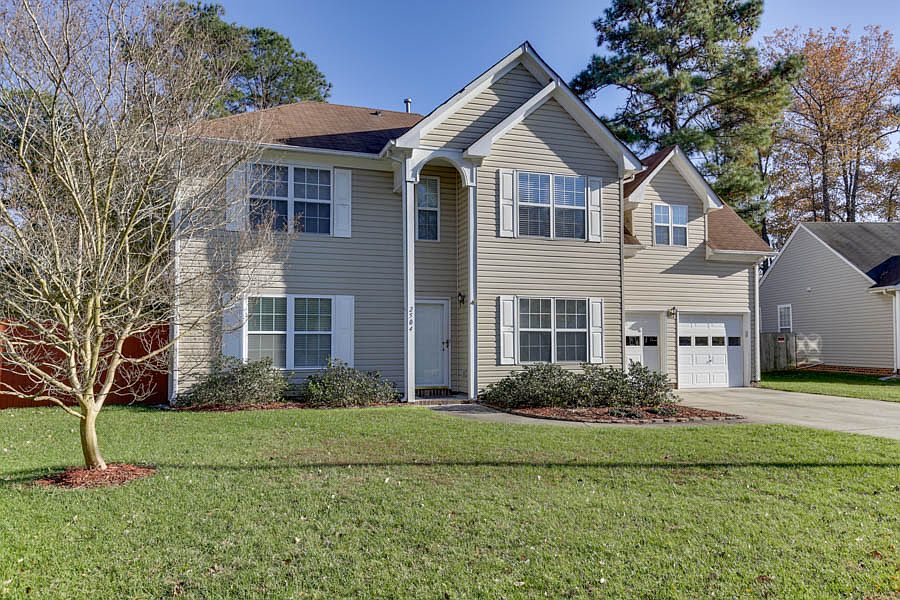 Beautiful Font Exterior! 