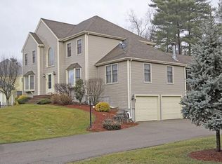 87 Connie Ln, Stoughton, MA 02072