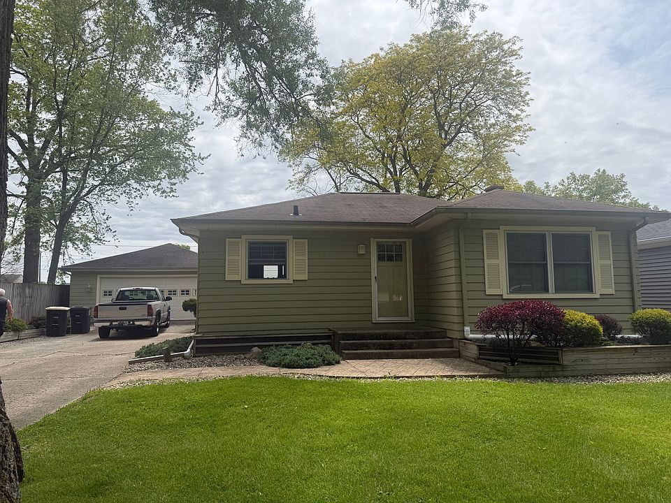 1st image of 1317 Windsor Rd