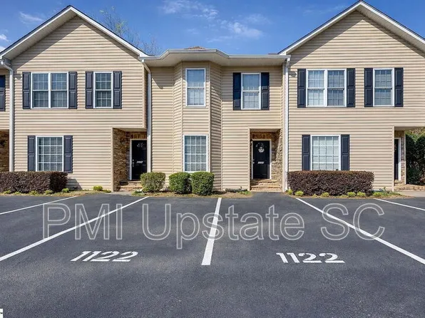 1122 E Lee Rd, Taylors, SC 29687