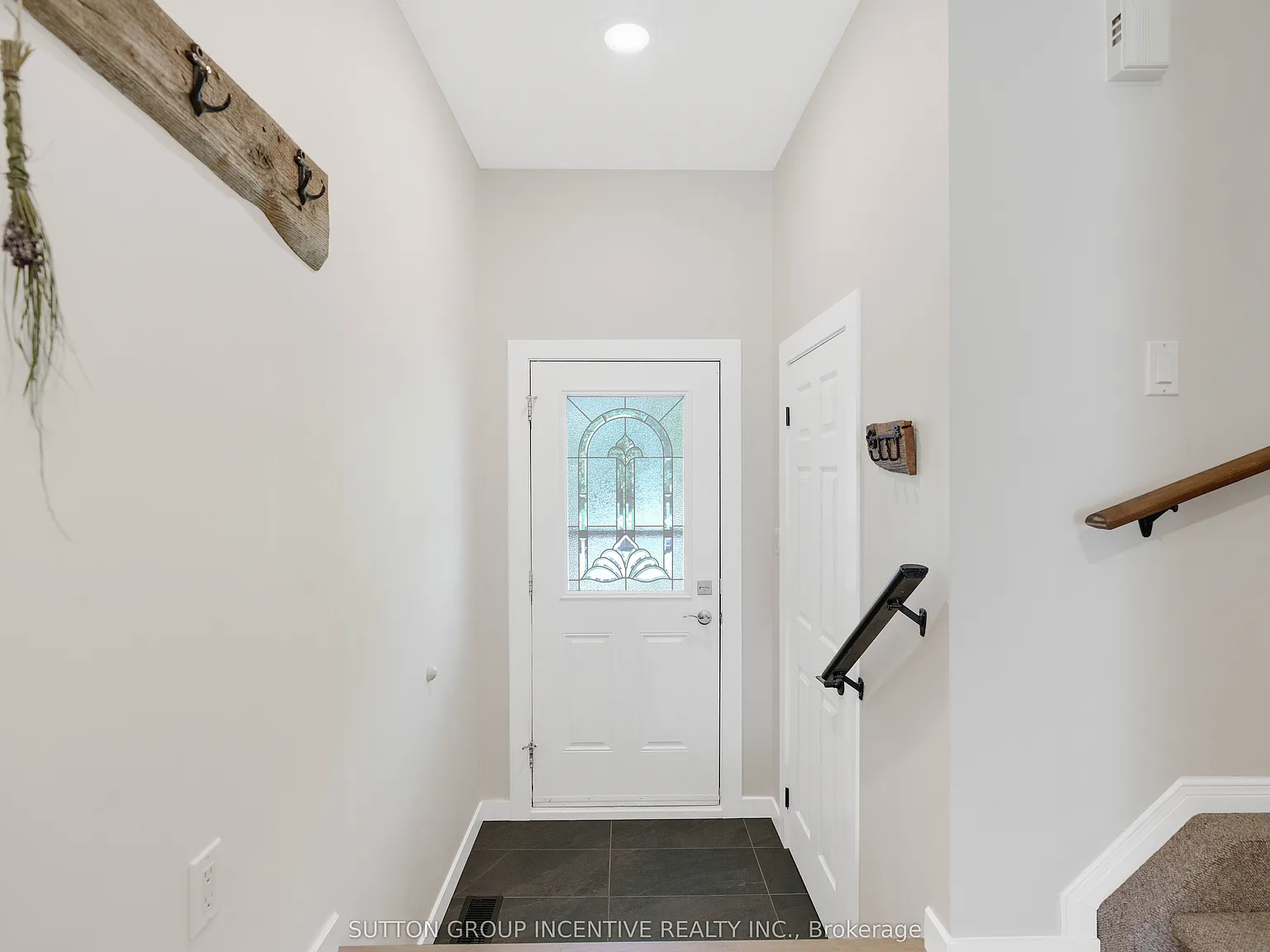3 bed, $2,600 — Photo 4