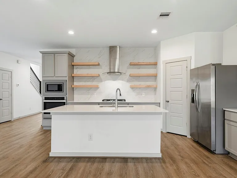 12515 Newport Arch Ln — Photo 6