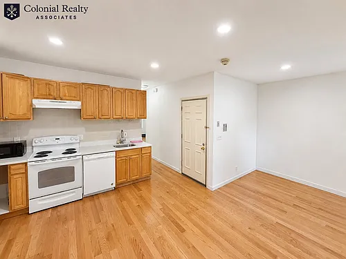 74 Tyler St #2 Photo 1
