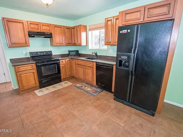 2 bed, 1171 sqft, $1,400 — Photo 3
