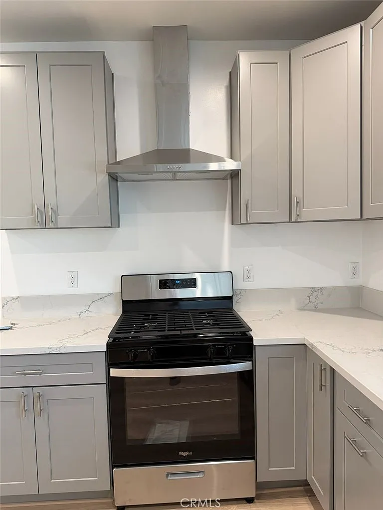 3 bed, 1150 sqft, $3,400 — Photo 4