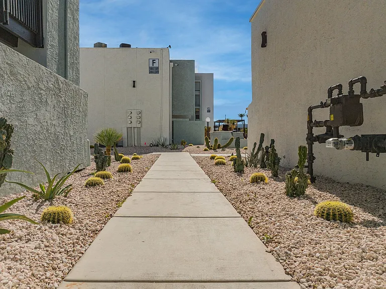 Echo Luxury Apartments — Photo 82