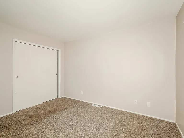 5910 Rahke Rd — Photo 12