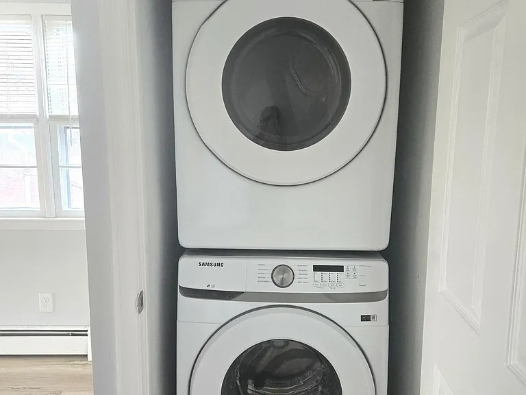 86 Hackett Blvd #1 — Photo 9