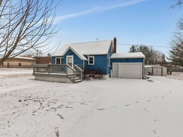 108 4th St NW, Little Falls, MN 56345