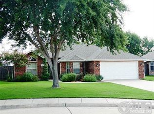606 Hanover Dr, Waxahachie, TX 75165