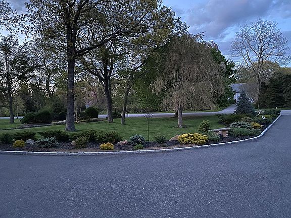 5th image of 460 The Greenway