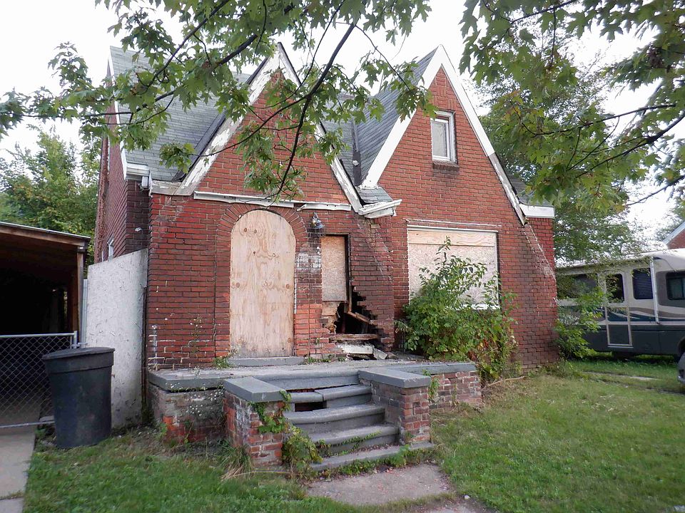 6814 Montrose