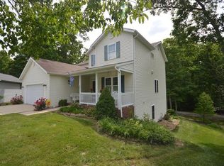 6305 S Brook Ct, Waterloo, IL 62298
