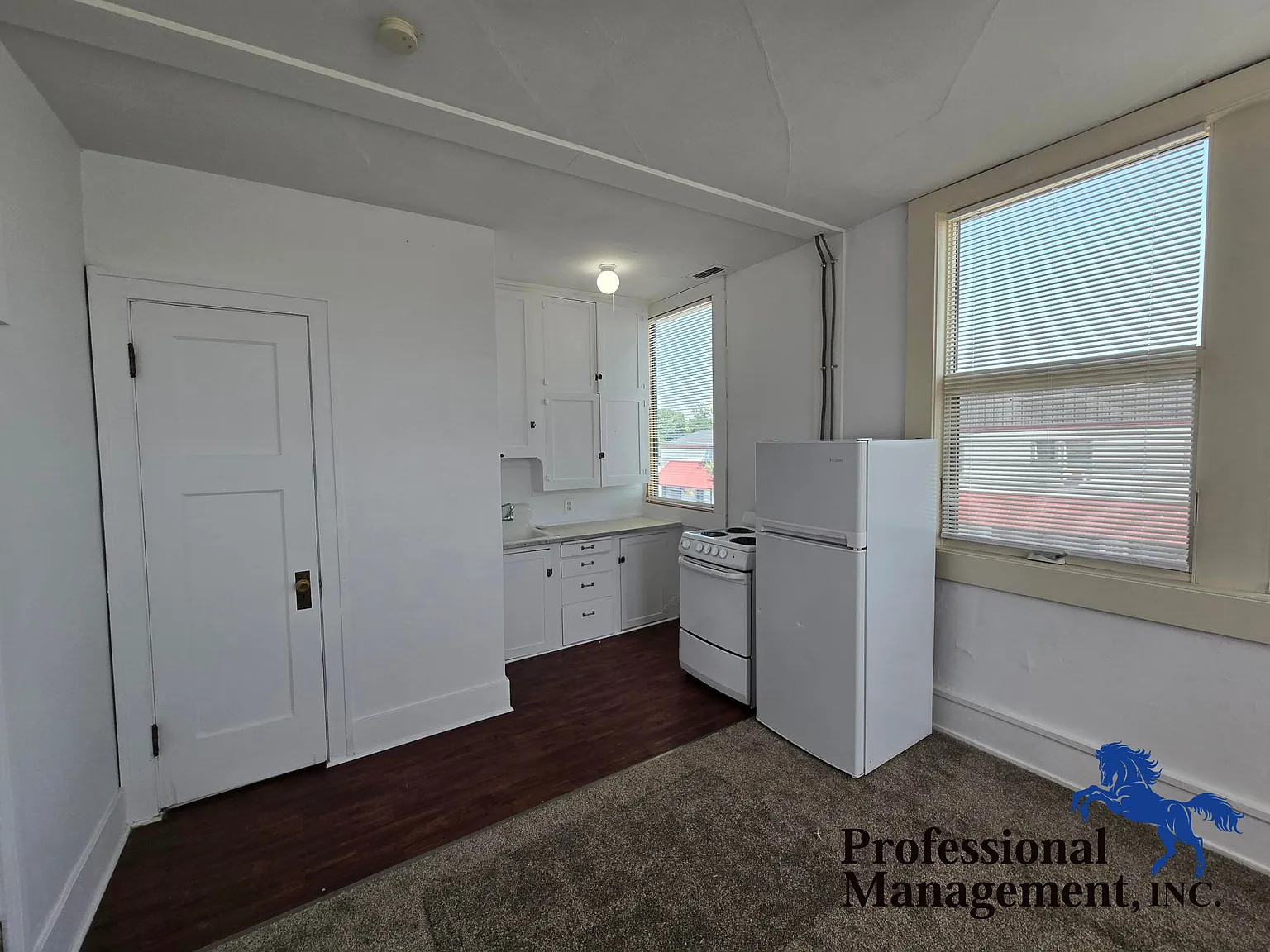 Studio, 500 sqft, $750 — Photo 3