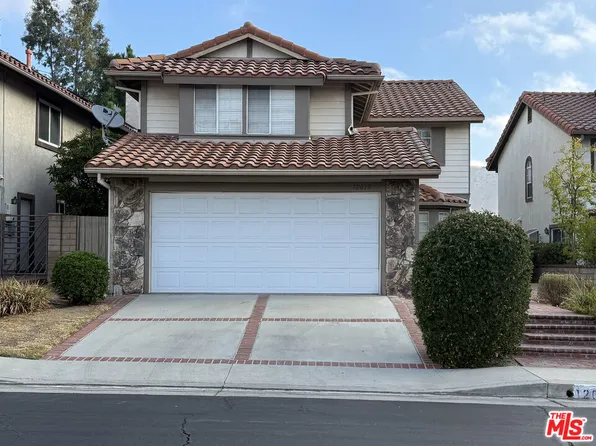 12010 Falcon Ridge Way, Porter Ranch, CA 91326